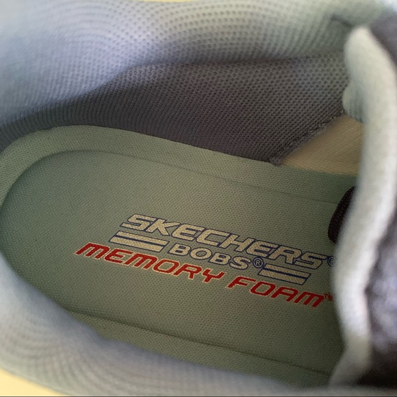 Skechers Women’s Bobs Squad 3 - Swag Envy Running Sneakers US 7.5 M MINT - Picture 2 of 9